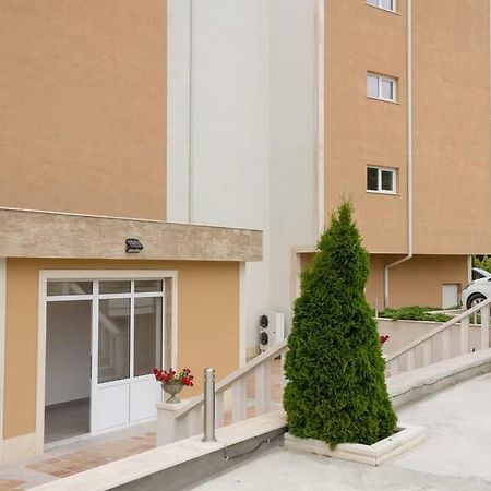 Perfect Summer Vacation Rental - One-Bedroom Flat By Flat Mаnager Topola Dış mekan fotoğraf