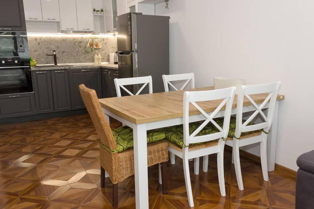 Perfect Summer Vacation Rental - One-Bedroom Flat By Flat Mаnager Topola Dış mekan fotoğraf